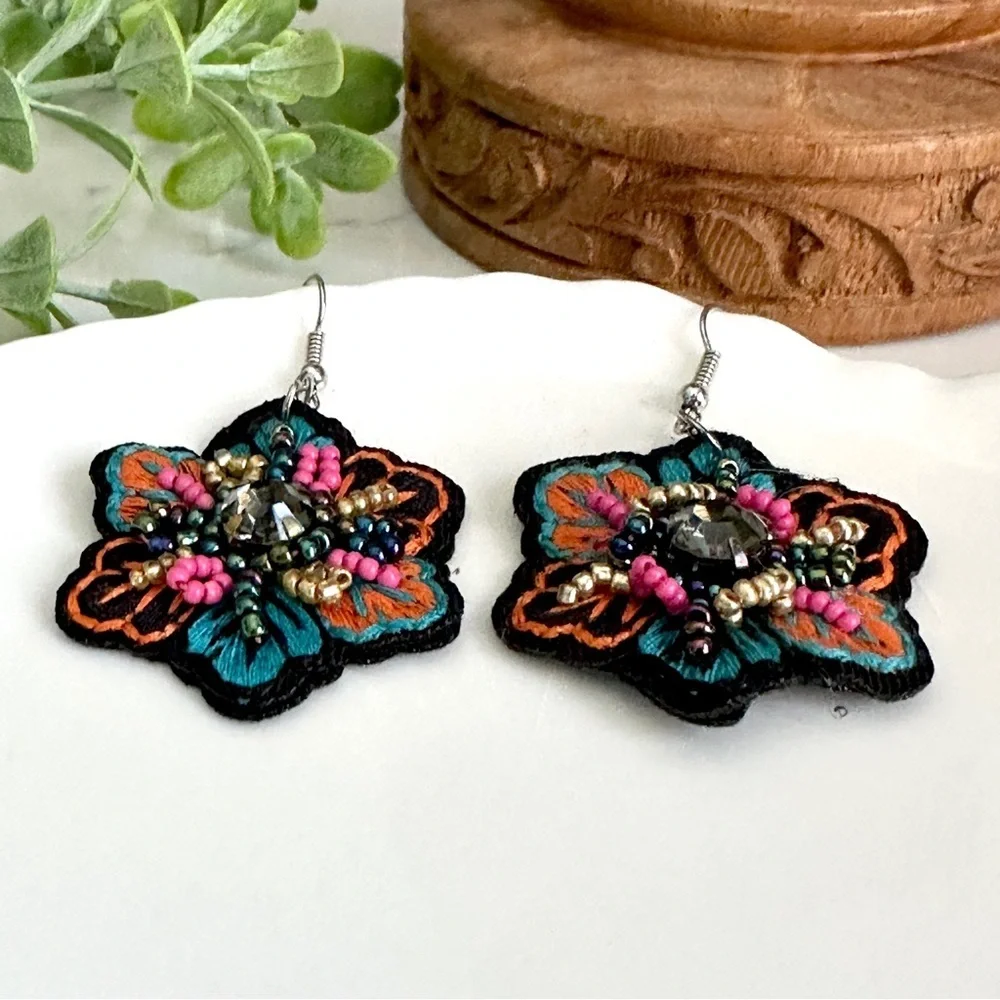 2/$30🌵 Boho Moody Embroidered Beaded Floral Earrings Style Dangle Jewelry NEW